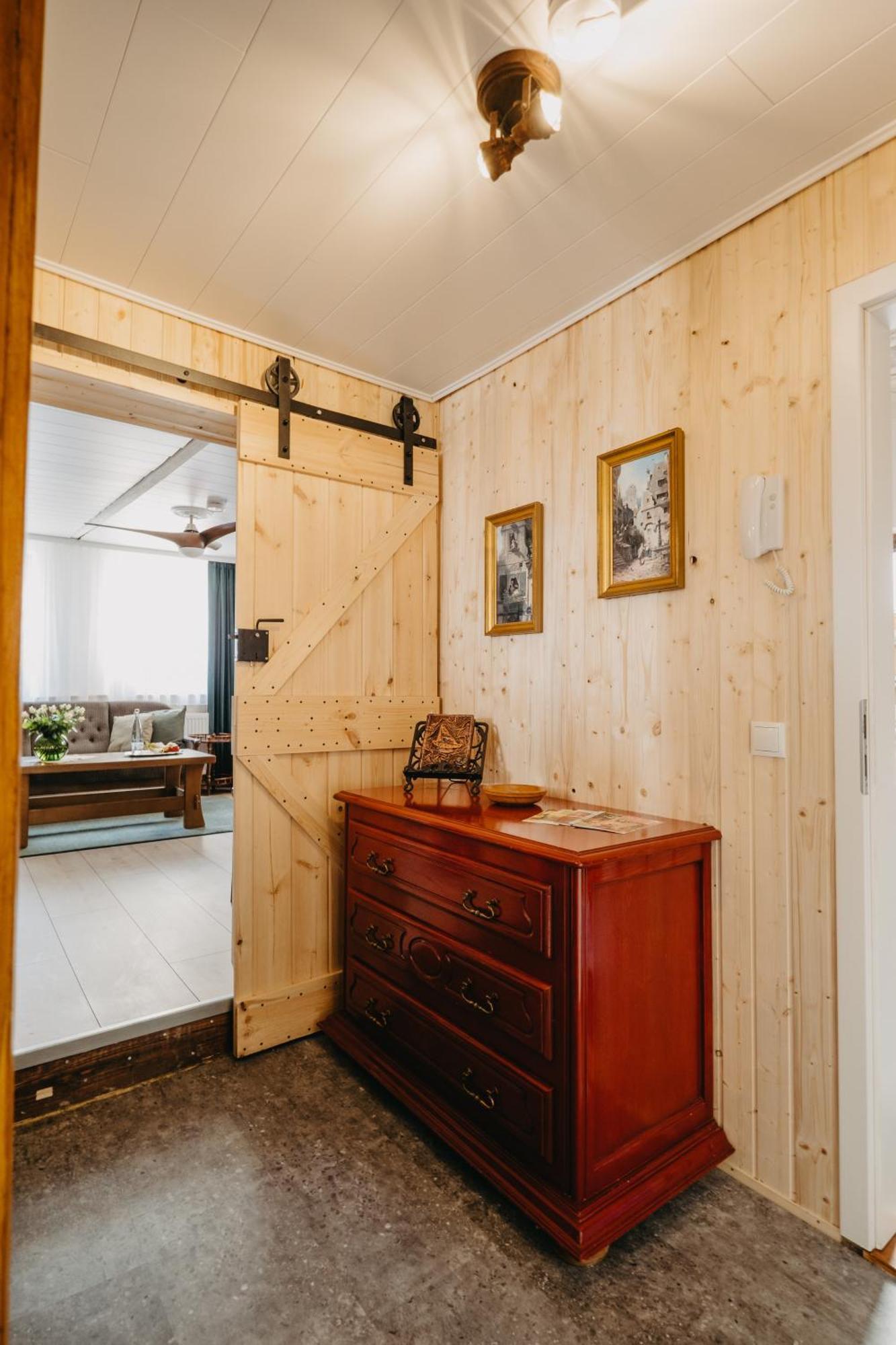 Altes Haeusle Am Waschbach-Weinberg Apartment Edenkoben Luaran gambar
